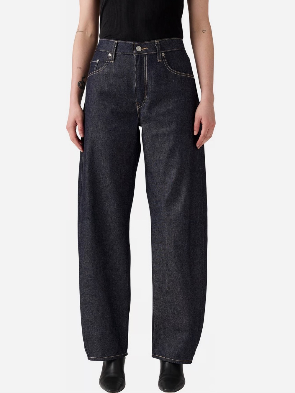 Levi's Baggy Dad Barrel Women’s Jeans in Dark Indigo